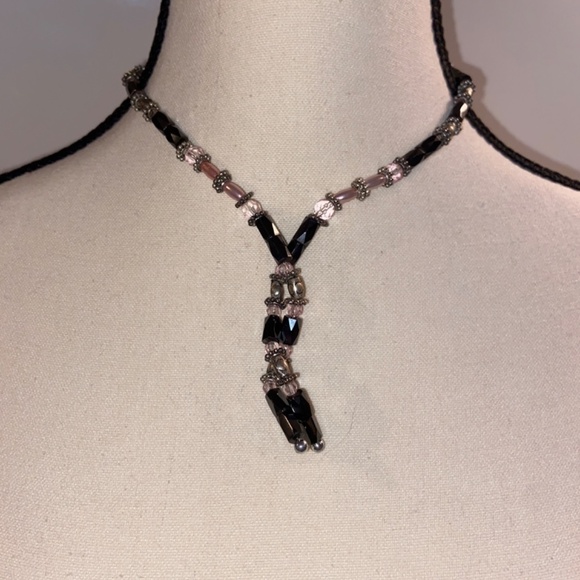 2 for 30$ Women’s 2 in 1 magnetic necklace & bracelet purple shades - Picture 7 of 9